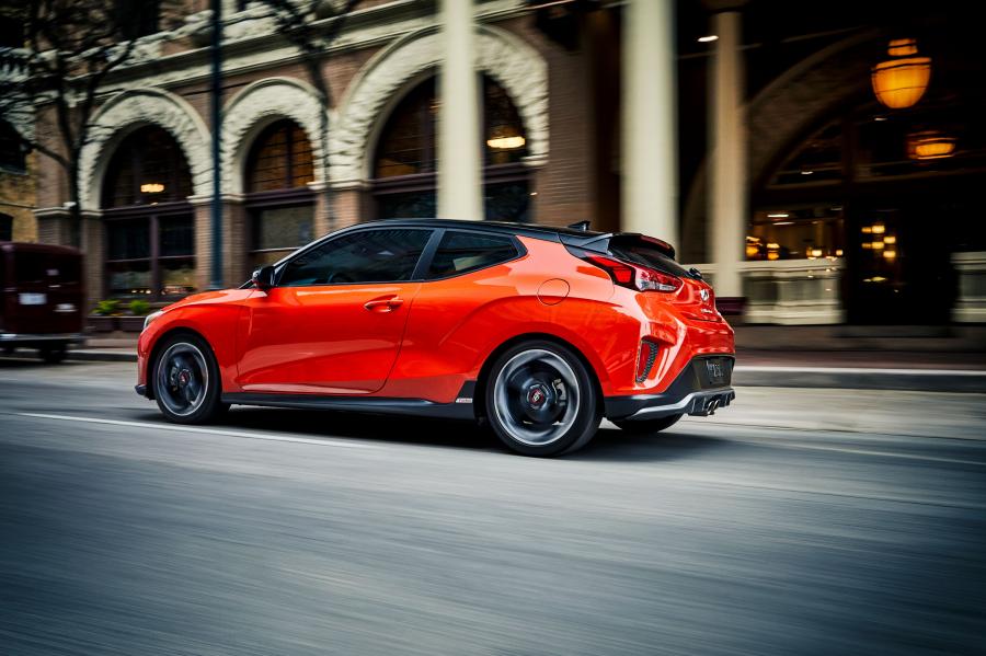  Hyundai Veloster Turbo 2018 года  (NA) (фото 52 из 61)